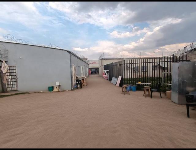 BUSINESS FOR SALE IN QUEENSTOWN CENTRAL